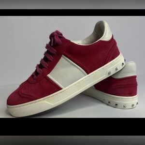Valentino Garavani Fly Crew Suede Low Top Women’s Sneakers  Size 35 Authentic